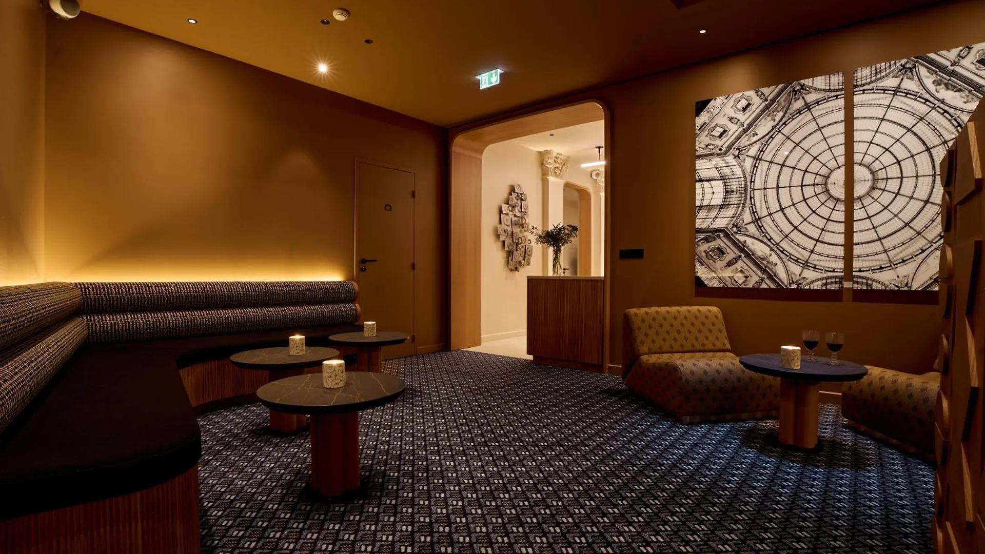 6 Vh Hotel Paris 4*,
