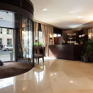 La Du Roy Champs Elysees Hotel