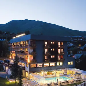 hotel-les-soldanelles-fontcouverte-la-toussuire.hotels-rhonealpes.com/