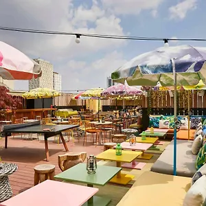 Hotel Mama Shelter East, Paris