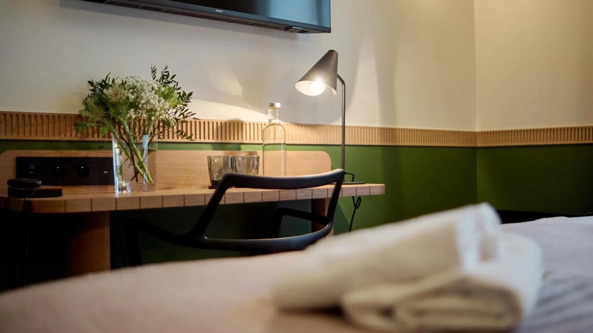 6 Vh Hotel - New Opened 2025 Paris