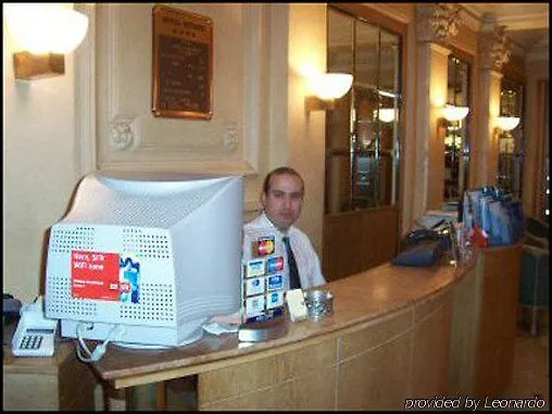 Hotel Royal Elysées Parigi