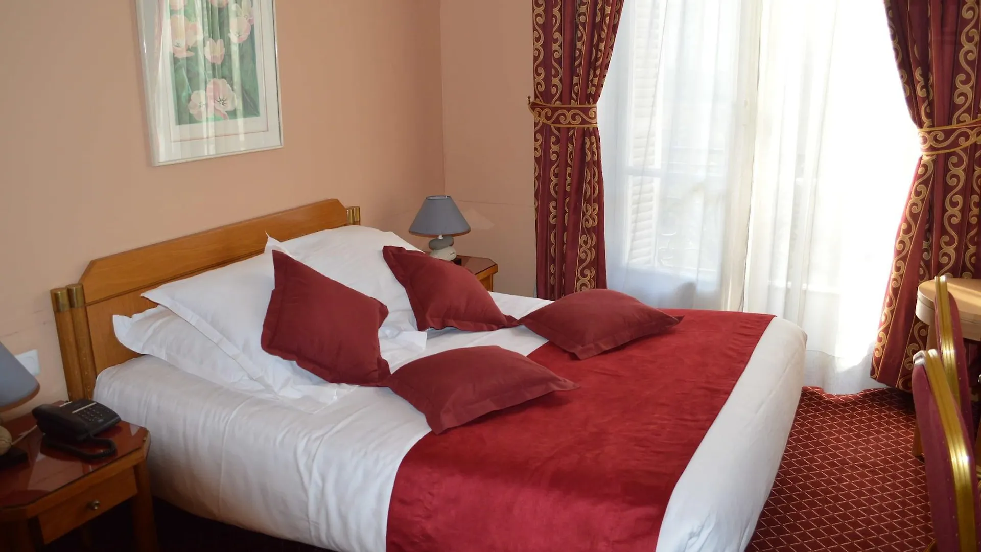 ****  6 Vh Hotel - New Opened 2025 Paris France